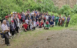 برگزاری پیمایش مسیر آبشار وزنه سر(ویژه ی اعضا نظام مهندسی و خانواده محترم ایشان) برگزاری پیمایش مسیر آبشار وزنه سر(ویژه ی اعضا نظام مهندسی و خانواده محترم ایشان)